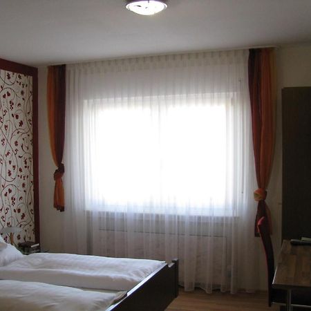 Muggensturm Hotel Buergerstube חדר תמונה